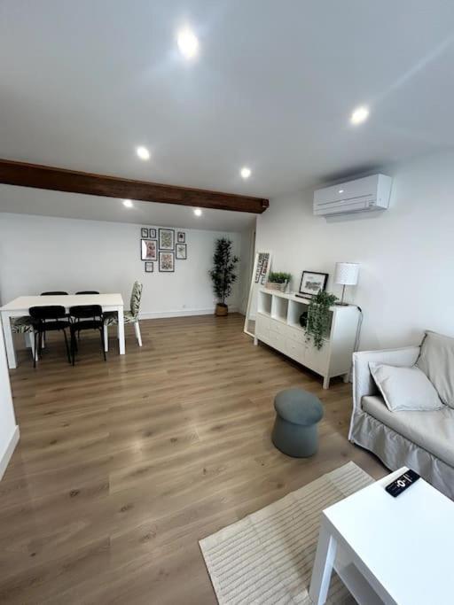 Cocon Chaleureux Au Coeur De Mirepoix Apartment Mirepoix  Ngoại thất bức ảnh